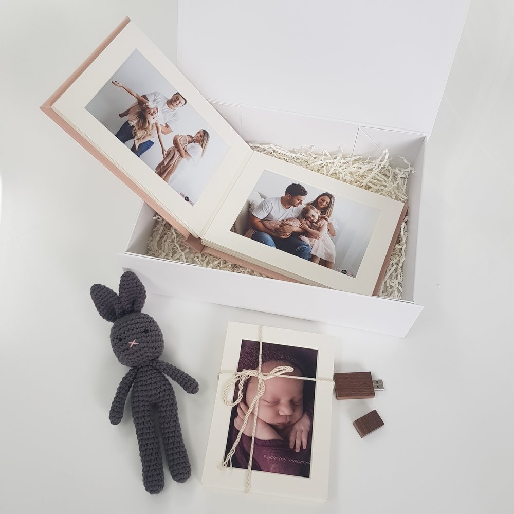 LARGE Gift Box with FREE lid personalisation. - The Photographer's