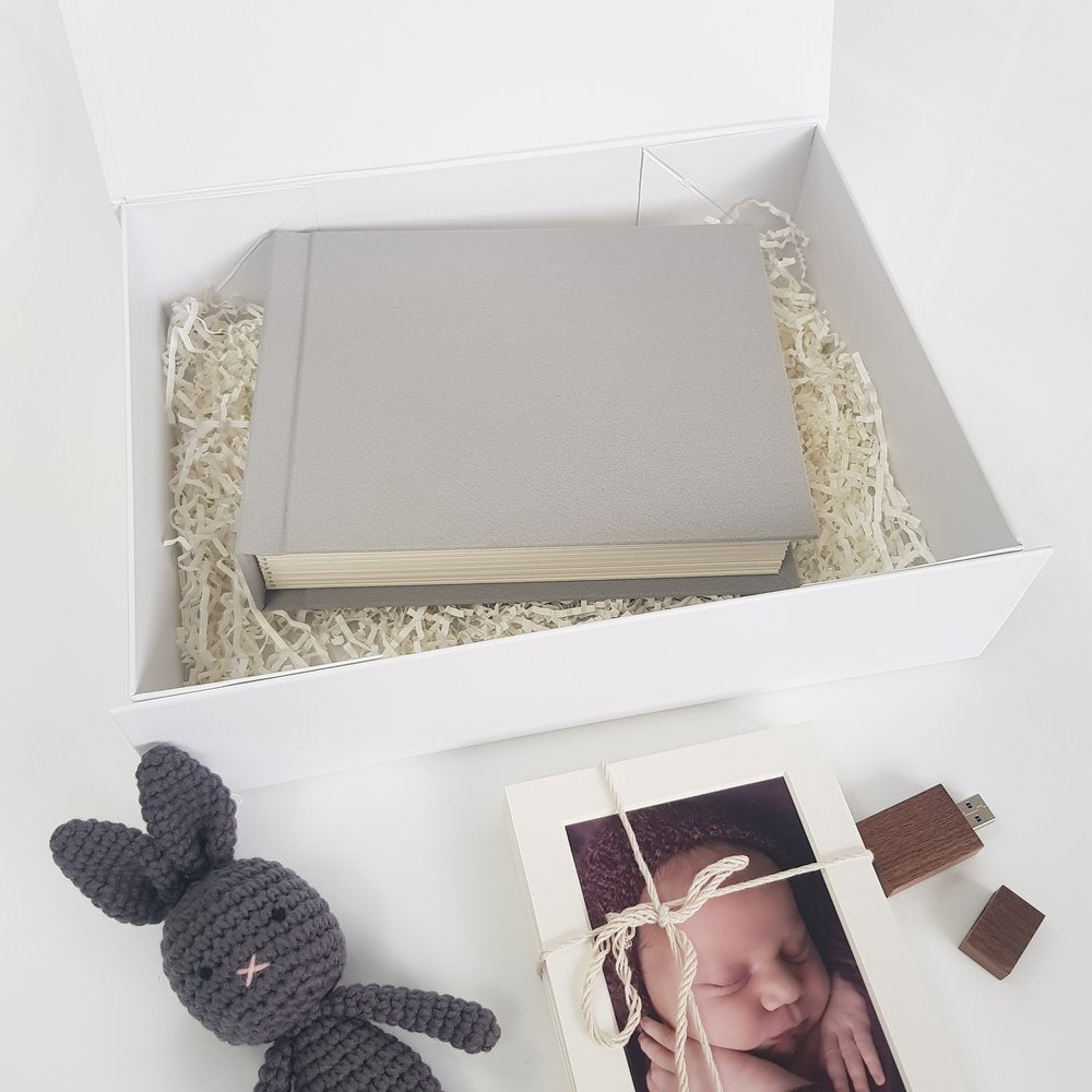 LARGE Gift Box with FREE lid personalisation. - The Photographer's