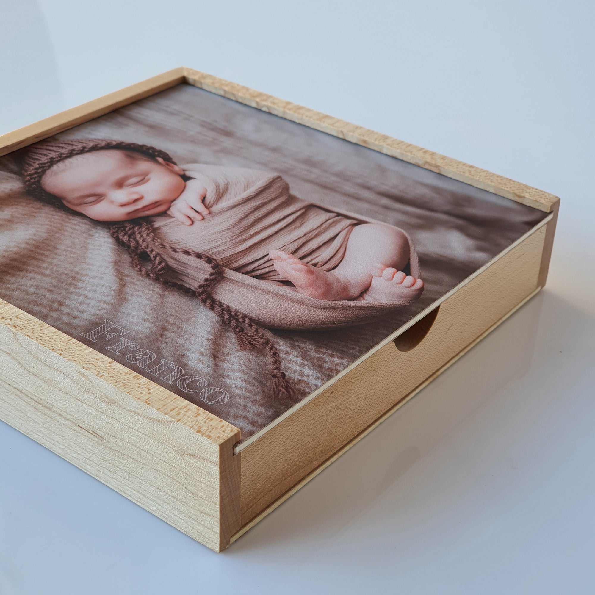 Wooden Photo Box: 6x4" - Square 'Maple' (EMPTY - Photo lid is an optional extra) The Photographer's Toolbox PD Custom Product 46.00 The Photographer's Toolbox